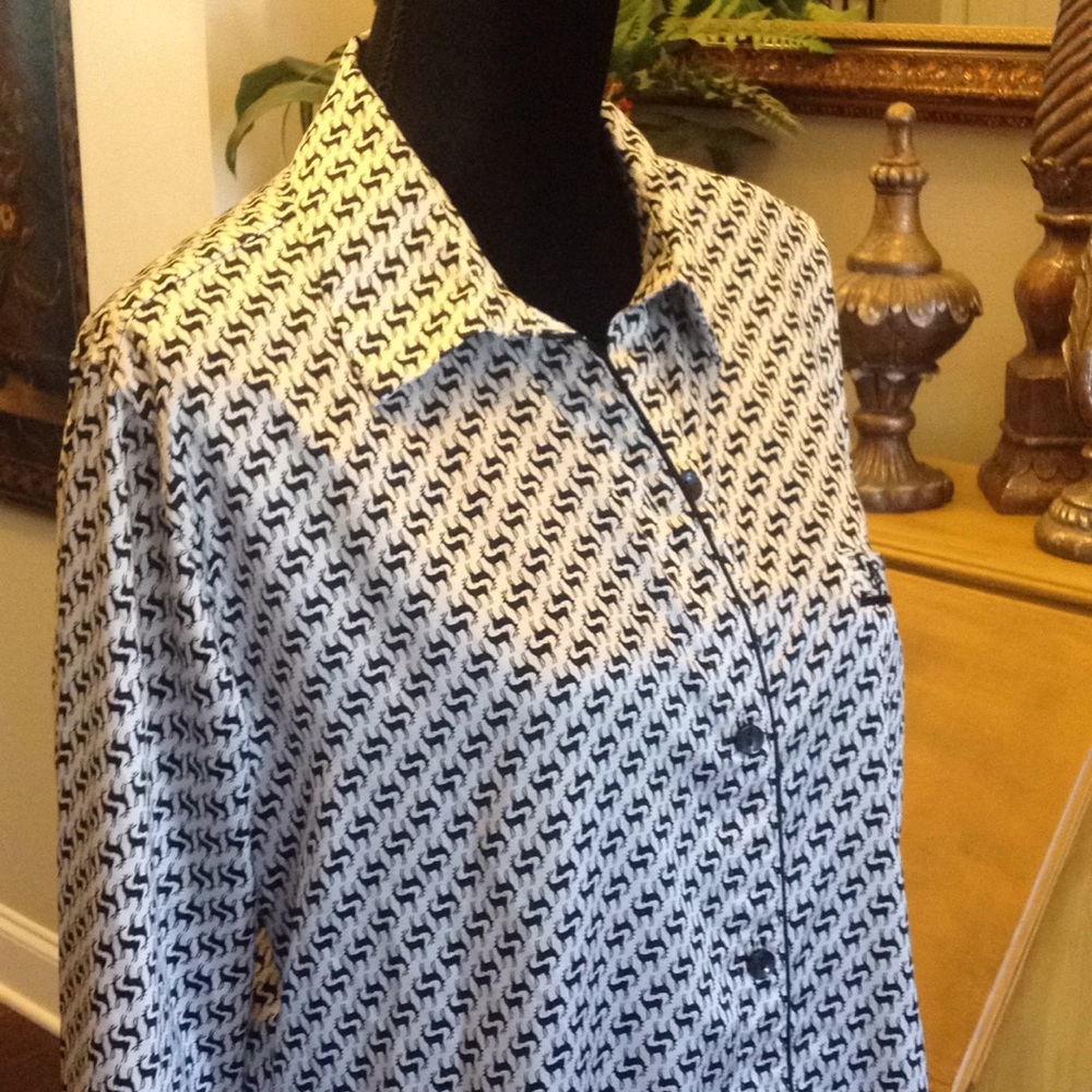 Victoria's Secret pajama top
